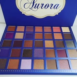 Eyeshadow palette the beauty creations